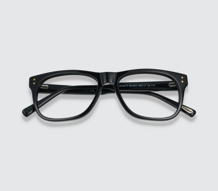 Noir Vous 17 Black