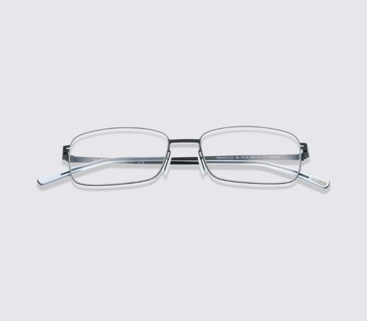 Manhattan 1122 Black