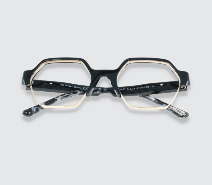 Divine 7203 Black